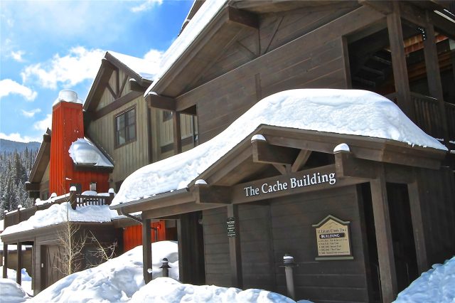 Condo in Cache At Union Creek Condo, Copper Mountain — photo 1 Condo in Cache At Union Creek Condo, Copper Mountain, CO — photo 1 (MLS S1068021)