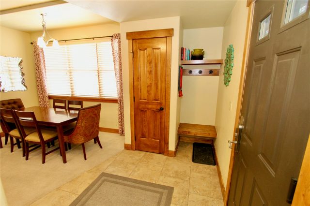 Condo in Cache At Union Creek Condo, Copper Mountain — photo 3 Condo in Cache At Union Creek Condo, Copper Mountain, CO — photo 3 (MLS S1068021)