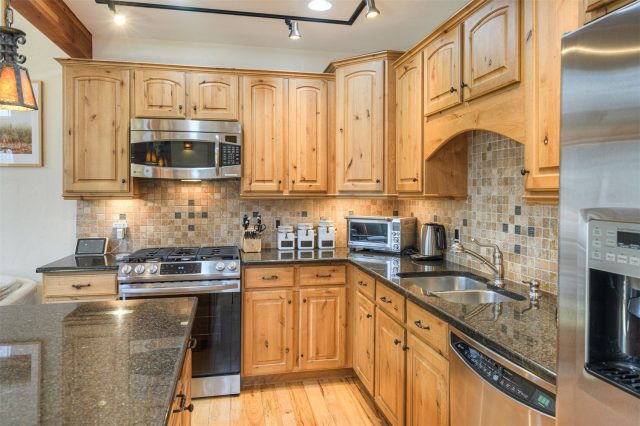 Townhome in Legends At Frisco Townhomes, Frisco, CO — photo 4 (MLS S1068036)