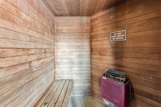 72 Corinthian Circle 203 photo 33