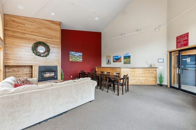 72 Corinthian Circle 203 photo 34