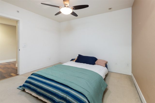 2240 N Clay Street 208 photo 21