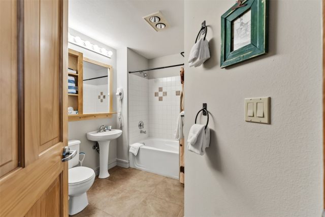 140 Ida Belle Drive 8192 photo 15