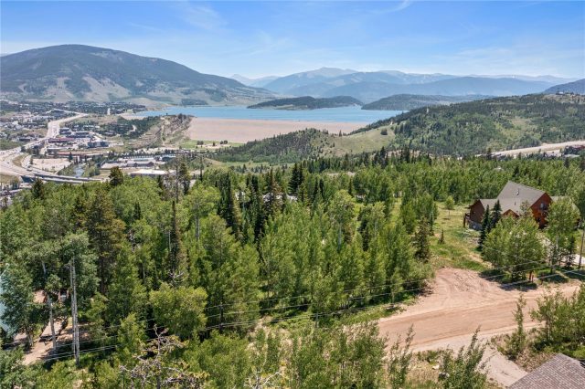 616 Aspen Drive photo 17