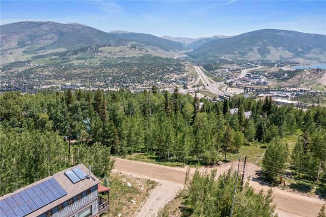 616 Aspen Drive photo 18