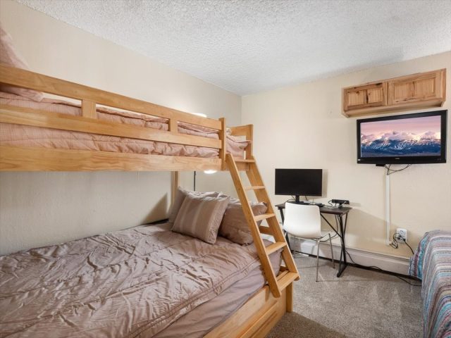 1161 Ski Hill Road 141 photo 17
