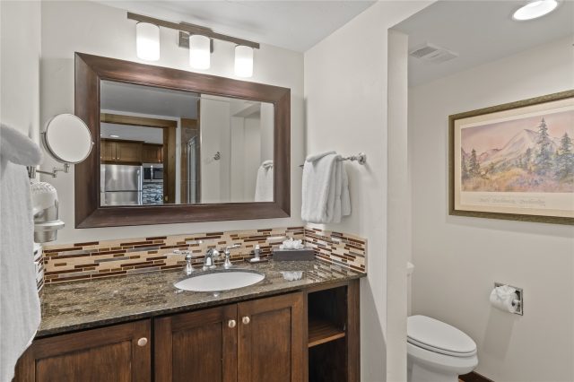 640 Village Road 4513 photo 28