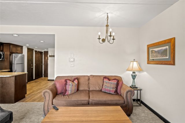Condo in Beaver Run Condo, Breckenridge, CO — photo 5 (MLS S1068103)