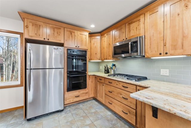 Duplex in Aspen Branch Sub, Frisco, CO — photo 4 (MLS S1068108)