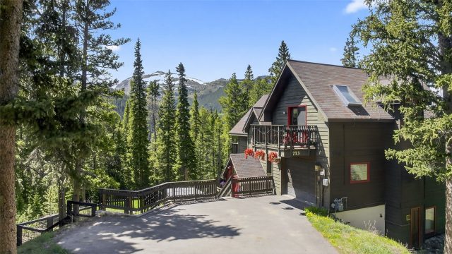 Home in 39 Degrees North Sub, Breckenridge, CO — photo 1 (MLS S1068115)
