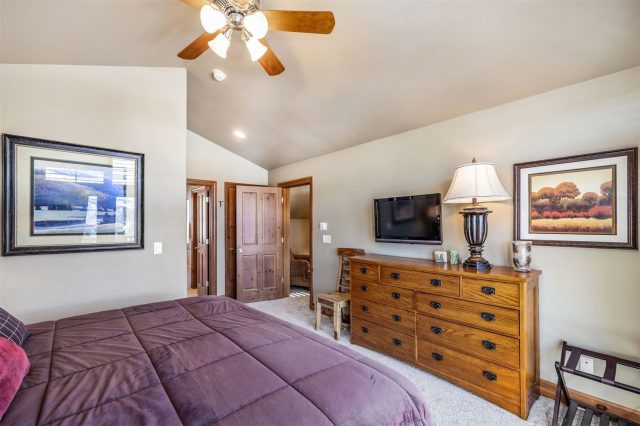 80 Oak Lane 80 photo 14