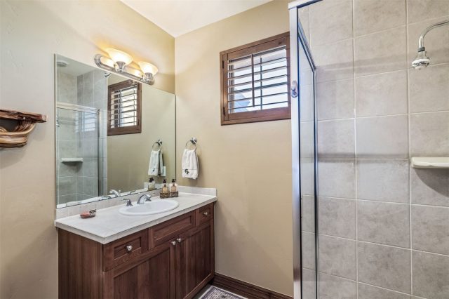 80 Oak Lane 80 photo 21