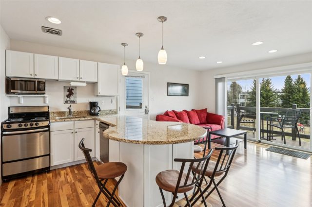 Condo in Yacht Club Condo, Dillon, CO — photo 3 (MLS S1068131)
