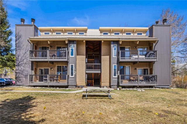 601 Galena Street A photo 24
