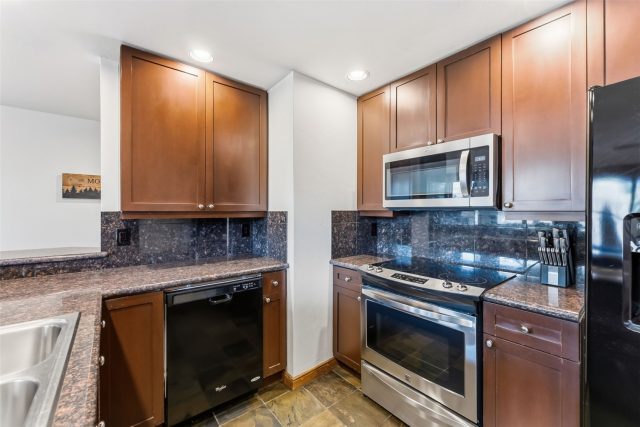 680 S Main Street 26 photo 11