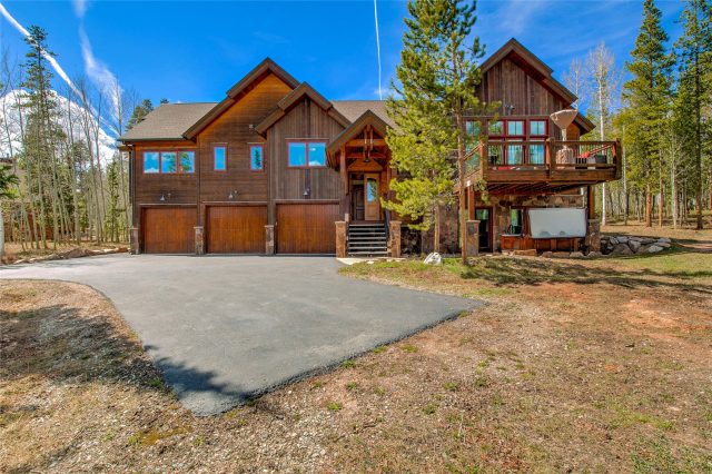 Home in Cortina Ridge, Silverthorne, CO — photo 1 (MLS S1068146)