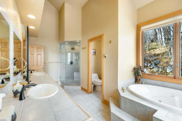 348 Jade Road photo 15