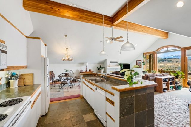 348 Jade Road photo 35