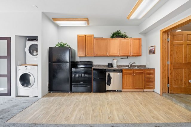 348 Jade Road photo 41