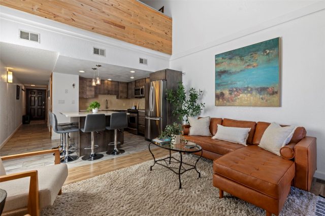 805 S 5th Avenue 332 photo 11