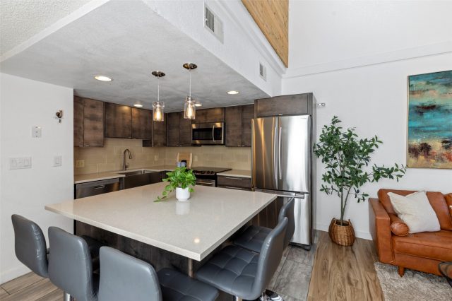 805 S 5th Avenue 332 photo 13