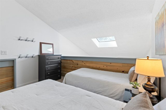 805 S 5th Avenue 332 photo 25