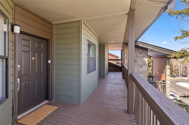 805 S 5th Avenue 332 photo 31
