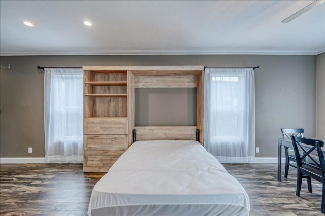 847 Airport Road Space 21 photo 14