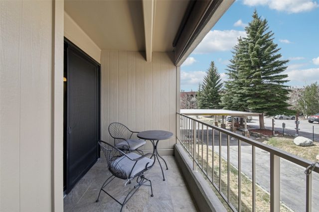 220 E La Bonte Street 210 photo 18