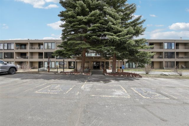 220 E La Bonte Street 210 photo 28