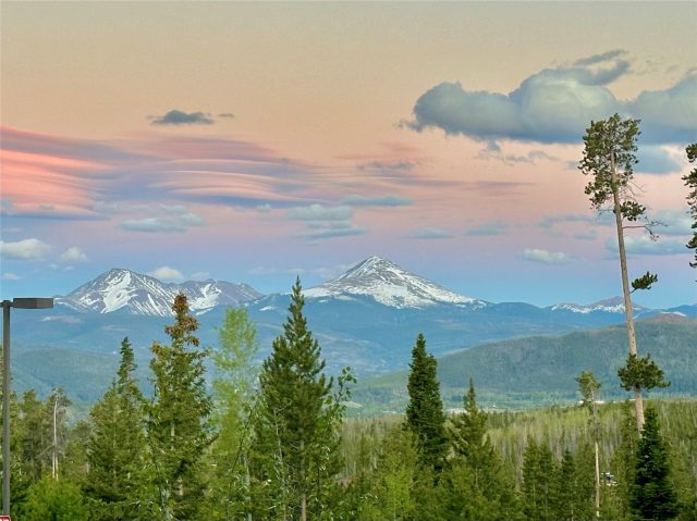 Condo in Timber Ridge Condo, Silverthorne, CO — photo 2 (MLS S1068206)