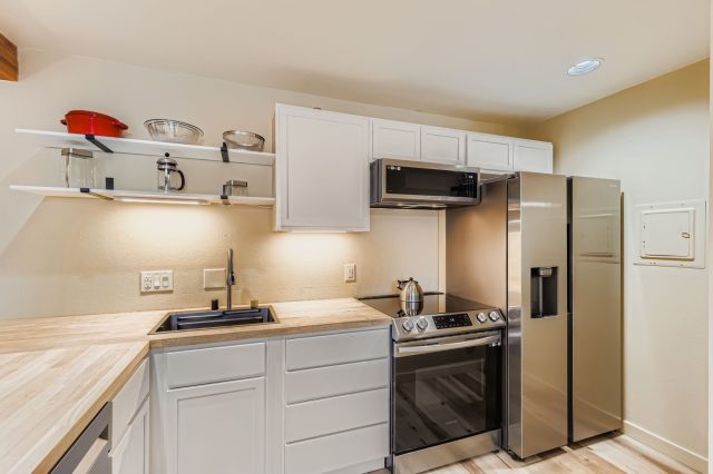Condo in Timber Ridge Condo, Silverthorne, CO — photo 5 (MLS S1068206)