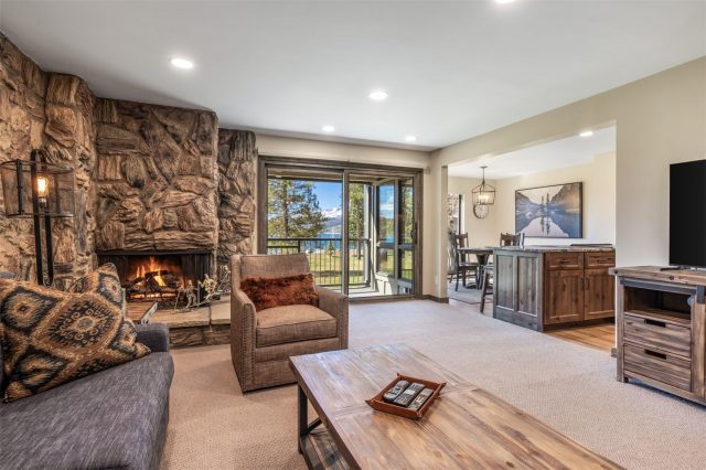 Condo in Lake Cliffe Condo, Dillon — photo 1 Condo in Lake Cliffe Condo, Dillon, CO — photo 1 (MLS S1068221)