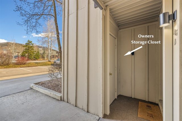 160 E La Bonte Street 102 photo 25