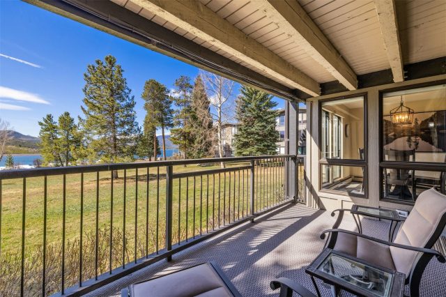Condo in Lake Cliffe Condo, Dillon — photo 3 Condo in Lake Cliffe Condo, Dillon, CO — photo 3 (MLS S1068221)