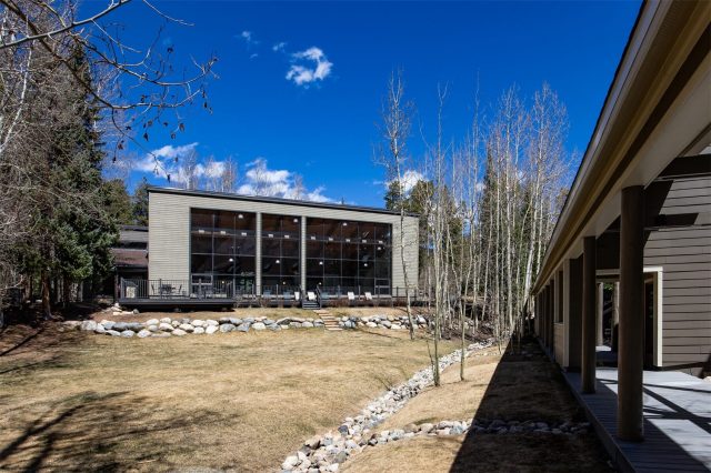 21650 Us Highway 6 2102 photo 42