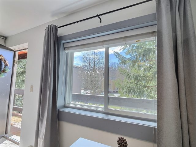 214 S Harris Street 209 photo 11