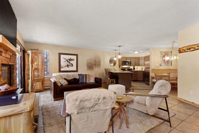 405 Four O'clock Road 15-a photo 15