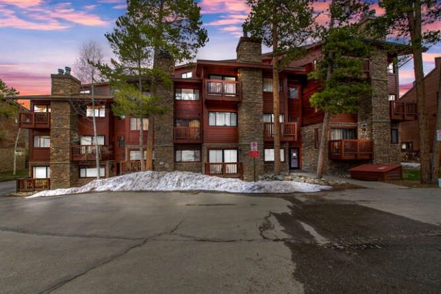 Condo in Pine Ridge Condo, Breckenridge, CO — photo 6 (MLS S1068246)