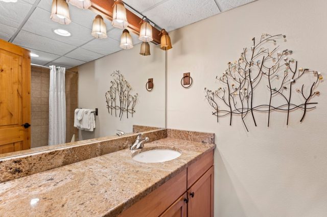 611 Village Road 4170 photo 17