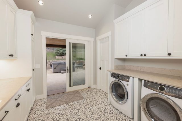 1129 Discovery Hill Drive photo 20