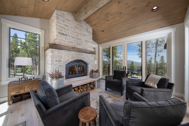 1129 Discovery Hill Drive photo 8