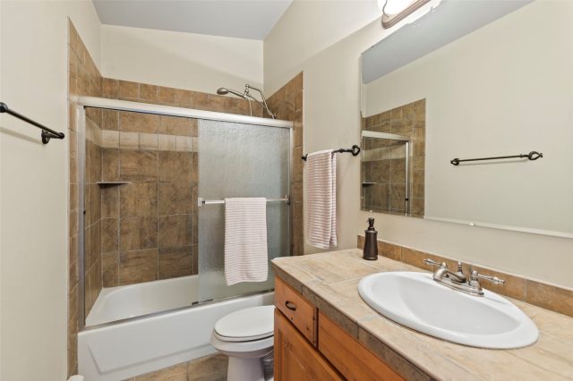 60 Doe Drive photo 28