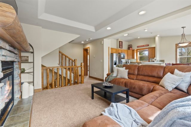 Duplex in Buck Ridge Townhomes, Dillon — photo 4 Duplex in Buck Ridge Townhomes, Dillon, CO — photo 4 (MLS S1068260)