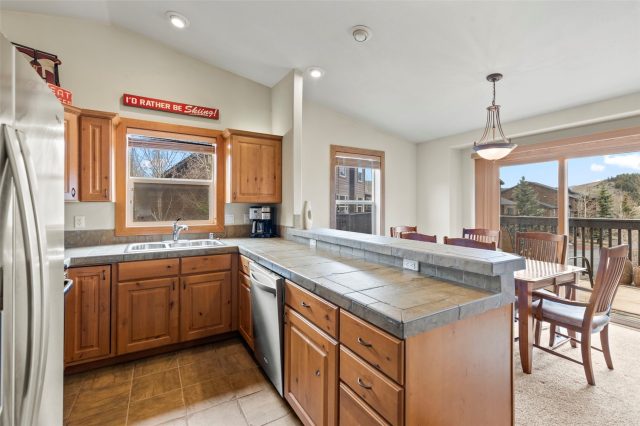 60 Doe Drive photo 9