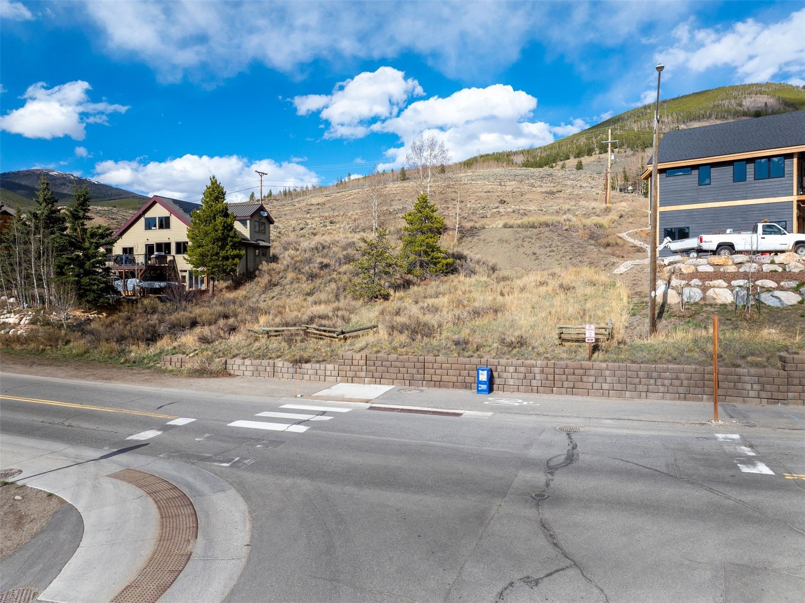 321 Tenderfoot Street, Dillon, CO — main photo