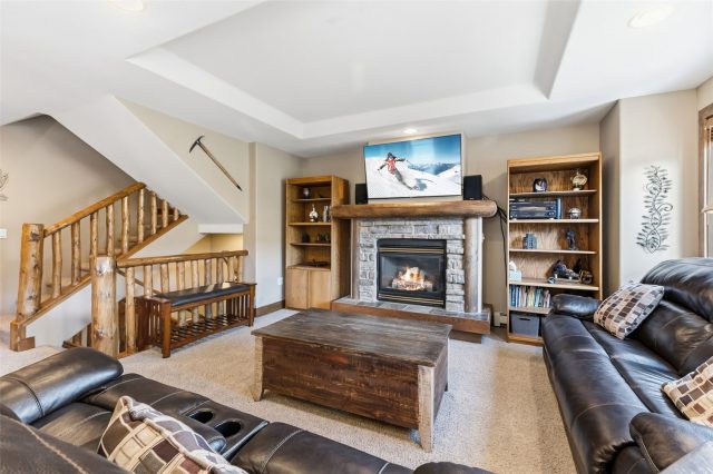 Duplex in Buck Ridge Townhomes, Dillon, CO — photo 2 (MLS S1068267)