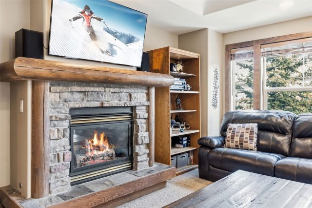 Duplex in Buck Ridge Townhomes, Dillon, CO — photo 6 (MLS S1068267)