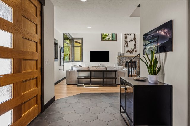 Home in Reserve At Frisco, Frisco, CO — photo 4 (MLS S1068273)