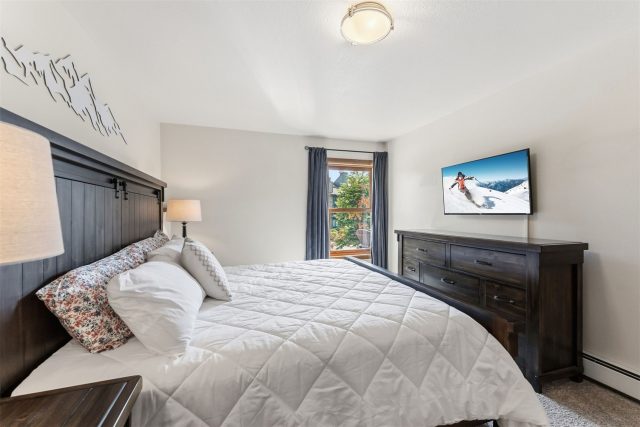 Condo in Buffalo Ridge/village Condo, Silverthorne, CO — photo 3 (MLS S1068274)